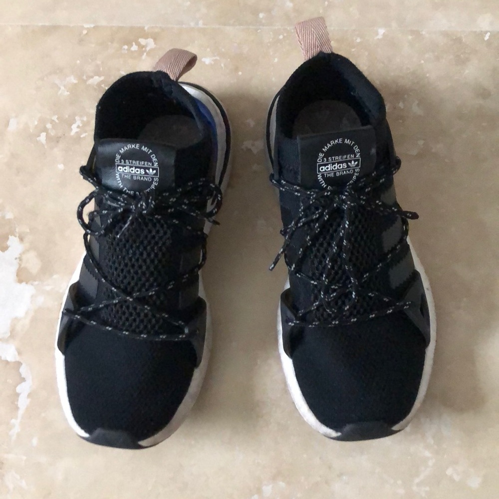 Adidas Arkyn sneakers